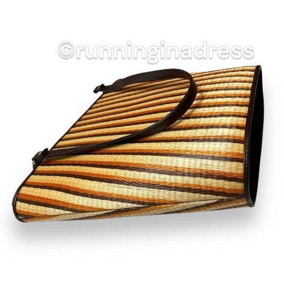 NWOT Le Sac Hand Woven In Philippians Bucket Shoulder Bag - Picture 6 of 13